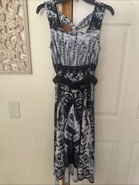 Rabbit Rabbit Designs  Black /White Patterned High /Low hem line Dress.